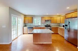 347 Main St, Townsend, MA 01469 - Photo 3