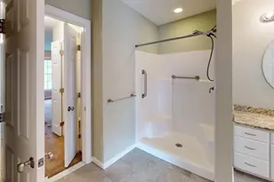 347 Main St, Townsend, MA 01469 - Photo 9