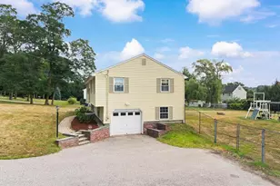 183 E Broadway, Haverhill, MA 01830 - Photo 3