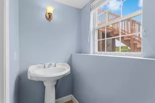 183 E Broadway, Haverhill, MA 01830 - Photo 25