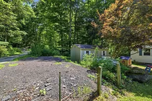 21 Goss Hill Rd, Huntington, MA 01050 - Photo 27