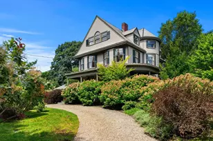 18 Felt St, Salem, MA 01970 - Photo 1