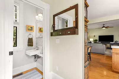 18 Felt St, Salem, MA 01970 - Photo 21