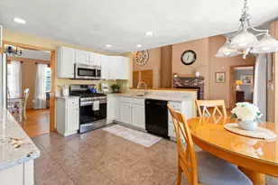 300 E Broadway, Haverhill, MA 01830 - Photo 13