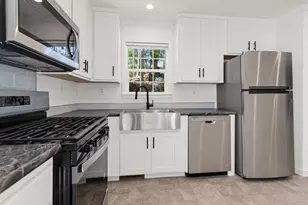 103 Newbury, Danvers, MA 01923 - Photo 15