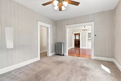 33 Kenwood Ter, Springfield, MA 01108 - Photo 9
