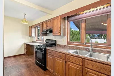33 Kenwood Ter, Springfield, MA 01108 - Photo 19