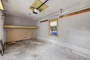 250 Gillette Ave, Springfield, MA 01118 - Photo 35