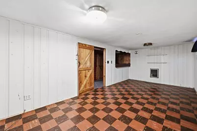 250 Gillette Ave, Springfield, MA 01118 - Photo 33