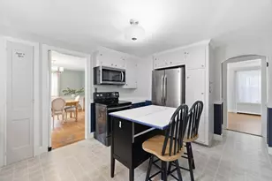 250 Gillette Ave, Springfield, MA 01118 - Photo 5