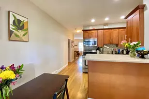 512 E 3rd St, Boston, MA 02127 - Photo 5