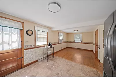 36 Concord St, Brockton, MA 02302 - Photo 5