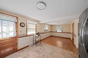 36 Concord St, Brockton, MA 02302 - Photo 5