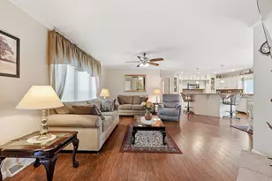 11 Carol Cir, Westfield, MA 01085 - Photo 5