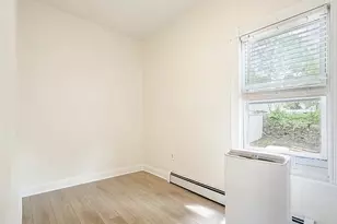 8 Oak St, North Attleboro, MA 02760 - Photo 5