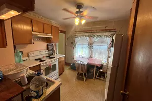 104 Balis St, Springfield, MA 01109 - Photo 15