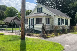 104 Balis St, Springfield, MA 01109 - Photo 3