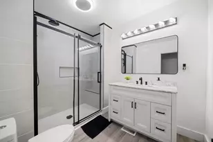 275 Broadway St, Chicopee, MA 01020 - Photo 11