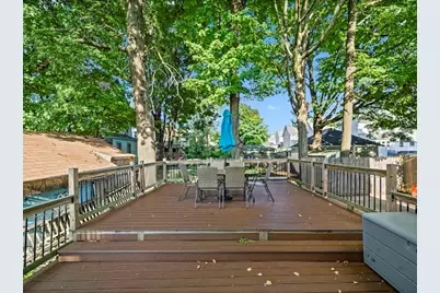 275 Broadway St, Chicopee, MA 01020 - Photo 7