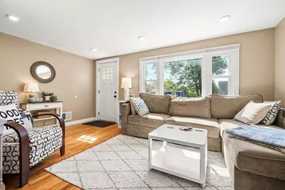 26 Macdonald St, Boston, MA 02136 - Photo 15