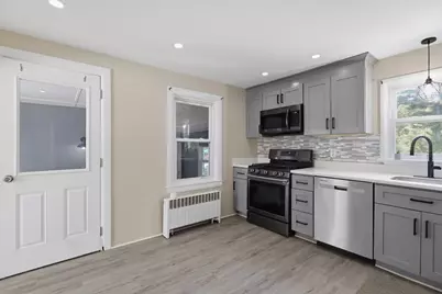 229 Whalom Rd, Lunenburg, MA 01462 - Photo 9