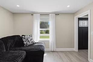 229 Whalom Rd, Lunenburg, MA 01462 - Photo 17