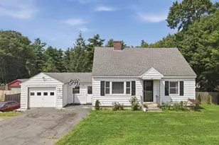 229 Whalom Rd, Lunenburg, MA 01462 - Photo 1