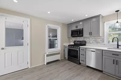 229 Whalom Rd, Lunenburg, MA 01462 - Photo 9