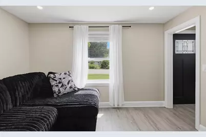 229 Whalom Rd, Lunenburg, MA 01462 - Photo 17
