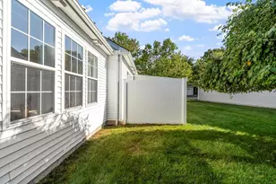 18 Hartland Way, Acton, MA 01720 - Photo 5