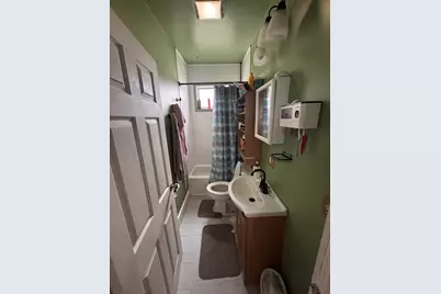 158 Thompson St, New Bedford, MA 02740 - Photo 13