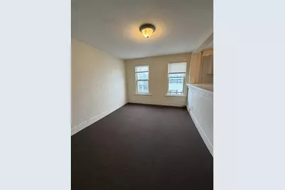 8-12 Exchange Ct, Waltham, MA 02451 - Photo 5