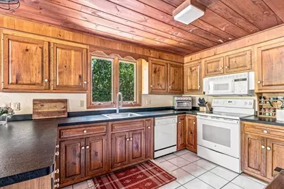 43 E Russell Mills Rd, Plymouth, MA 02360 - Photo 11