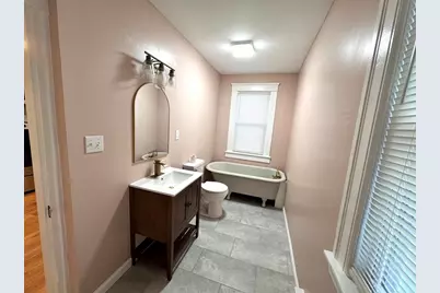 9 Idalla Ave, Worcester, MA 01606 - Photo 5
