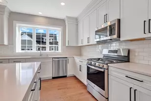 8 Weber Farm Rd, Wrentham, MA 02093 - Photo 9