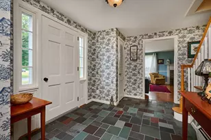 35 Meadow Ln, Greenfield, MA 01301 - Photo 5