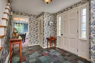 35 Meadow Ln, Greenfield, MA 01301 - Photo 9
