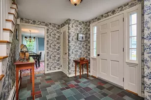 35 Meadow Ln, Greenfield, MA 01301 - Photo 9