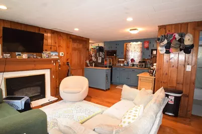 16 Circuit Rd E, Yarmouth, MA 02601 - Photo 3