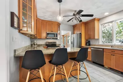 804 Main Street, Lynnfield, MA 01940 - Photo 5