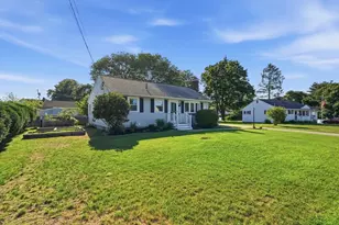 16 Robert Ave, Woburn, MA 01801 - Photo 3