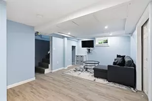 16 Robert Ave, Woburn, MA 01801 - Photo 23