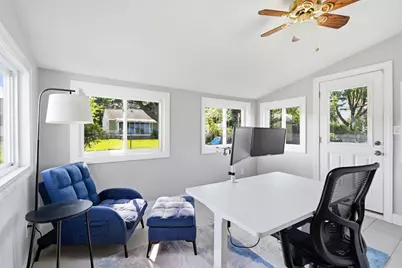 16 Robert Ave, Woburn, MA 01801 - Photo 21