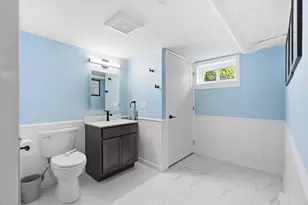 16 Robert Ave, Woburn, MA 01801 - Photo 27
