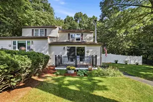 31A Belcourt Rd, Worcester, MA 01605 - Photo 1
