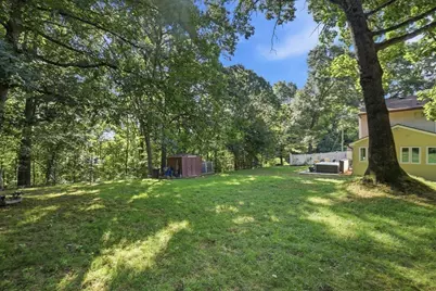 31-A Belcourt Rd, Worcester, MA 01605 - Photo 9