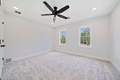 4 Clarendon Circle, Holbrook, MA 02343 - Photo 21