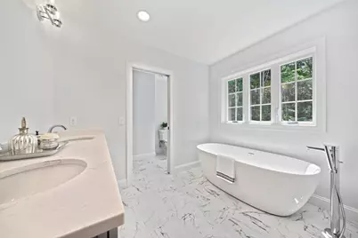 4 Clarendon Circle, Holbrook, MA 02343 - Photo 19