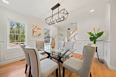 4 Clarendon Circle, Holbrook, MA 02343 - Photo 7