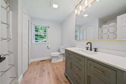 379 West Washington Street, Hanson, MA 02341 - Photo 15